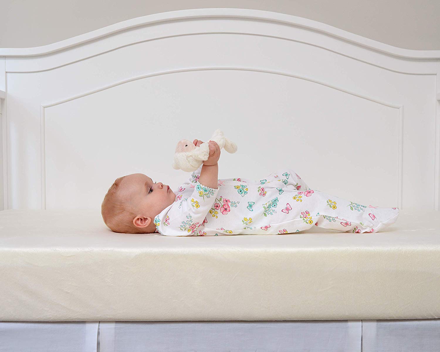baby bed mattress holder