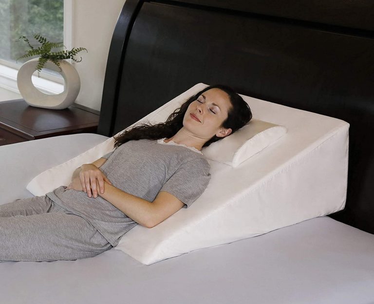 can you put wedge pillow under mattress